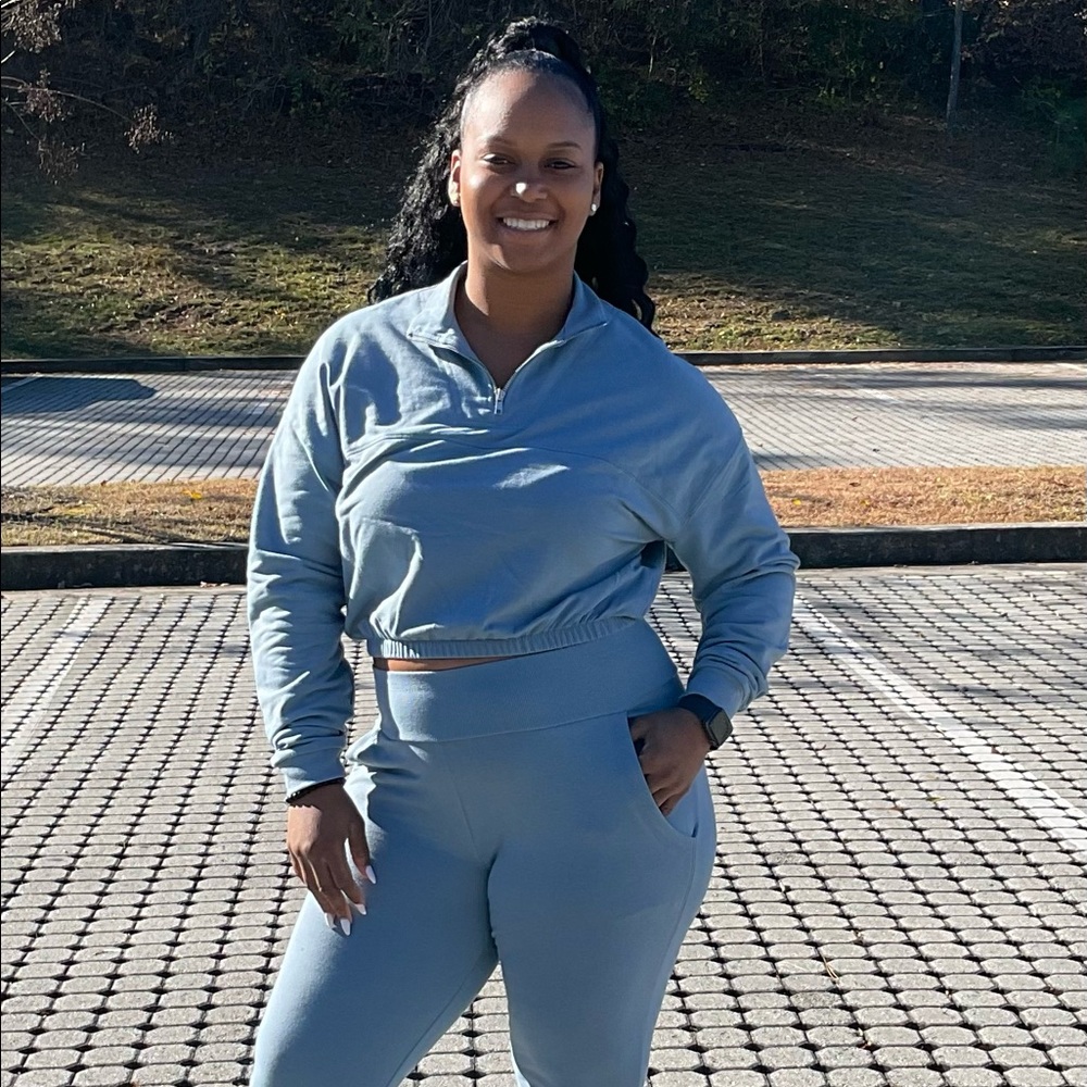 Crop Top Jogger